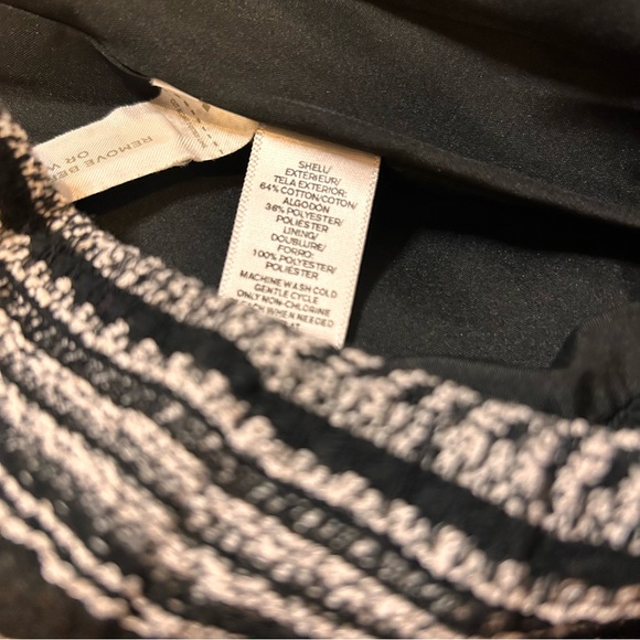 Ann Taylor LOFT Black and White Tweed Mini Skirt - Size 4 - Picture 9 of 10